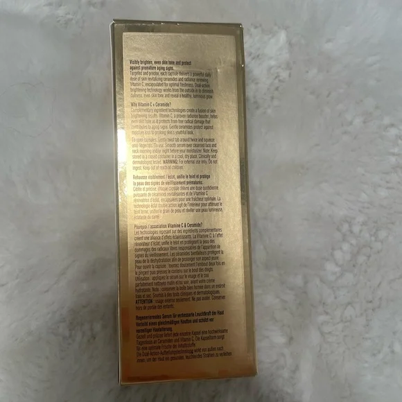 Elizabeth Arden VITAMIN C CERAMIDE CAPSULES RADIANCE RENEWAL SERUM 60 capsules - Picture 11 of 12